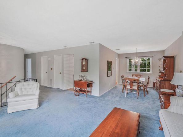 708 Bohemia Parkway, Sayville NY 11782