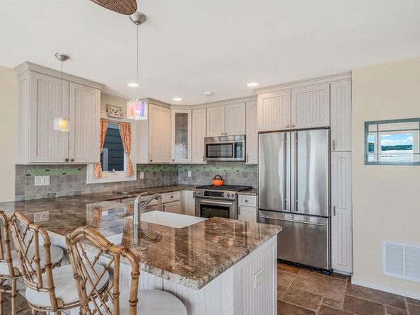 75 West Shore Road 4, Port Washington NY 11050