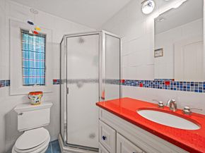 75 West Shore Road 4, Port Washington NY 11050