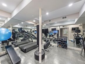 8 Ridgeview Circle, Armonk NY 10504