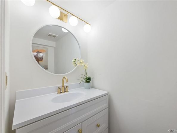 23 Water Grant Street 4I, Yonkers NY 10701