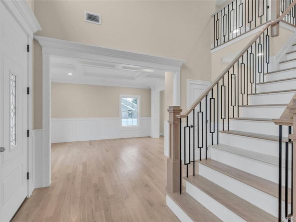 7 Sheridan Street, Old Bethpage NY 11804