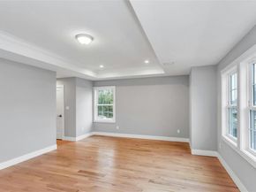 7 Sheridan Street, Old Bethpage NY 11804