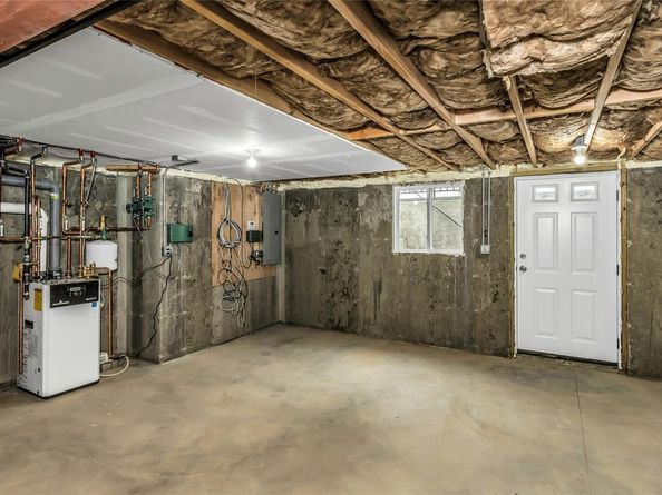 7 Sheridan Street, Old Bethpage NY 11804