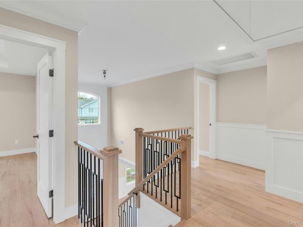 7 Sheridan Street, Old Bethpage NY 11804