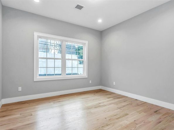 7 Sheridan Street, Old Bethpage NY 11804