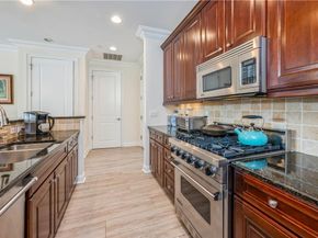 1 Christie Place 205E, Scarsdale NY 10583