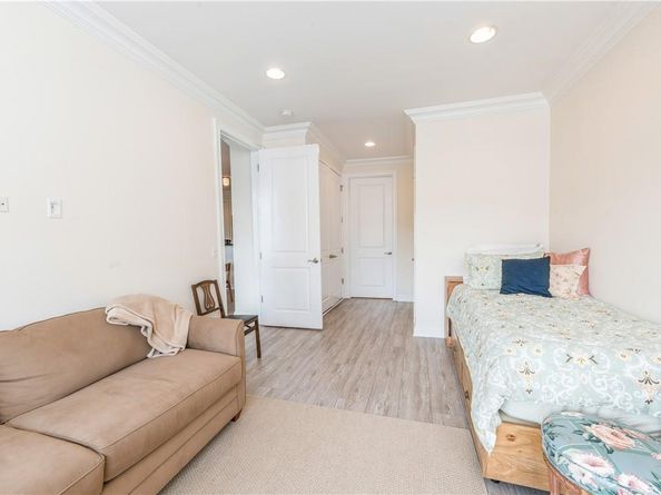 1 Christie Place 205E, Scarsdale NY 10583