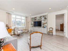 1 Christie Place 205E, Scarsdale NY 10583