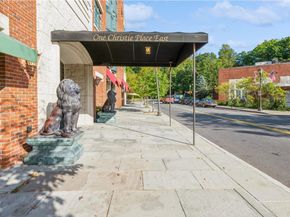 1 Christie Place 205E, Scarsdale NY 10583