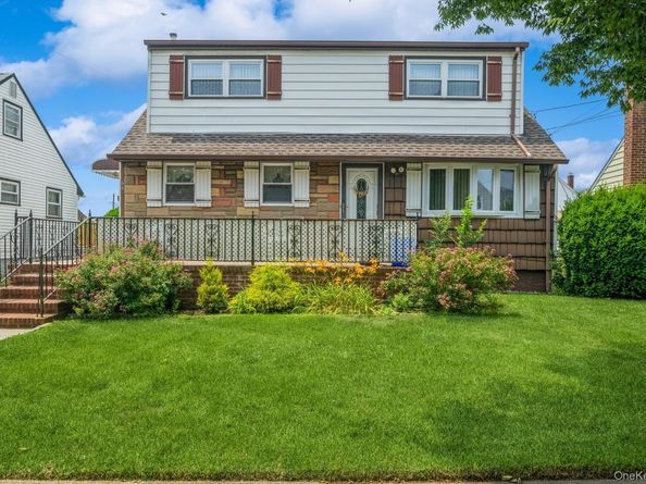 66 Gates Avenue, Valley Stream NY 11580