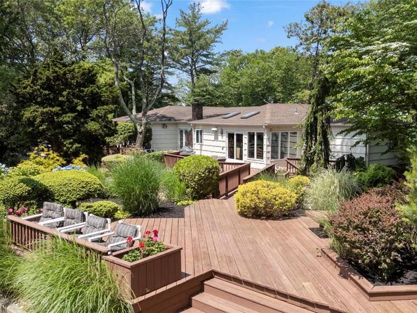 14 Durham Drive, Dix Hills NY 11746