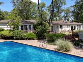 14 Durham Drive, Dix Hills NY 11746
