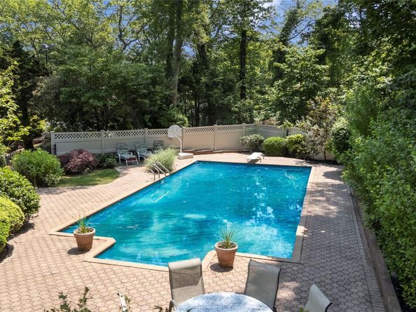 14 Durham Drive, Dix Hills NY 11746