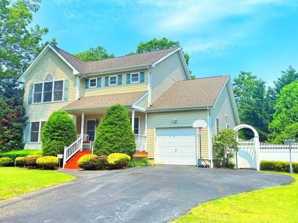 65 Colin Drive, Shirley NY 11967