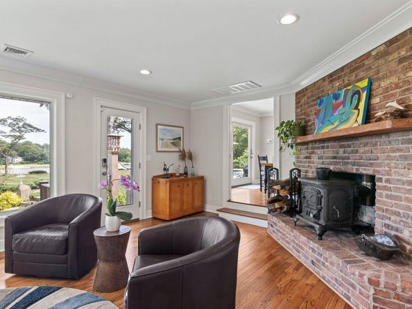 88 Dyke Road, Setauket NY 11733