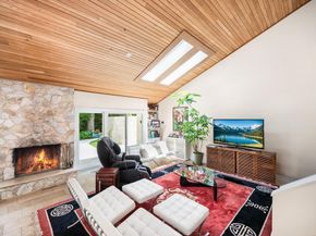 2222 Noyack Road, Sag Harbor NY 11963