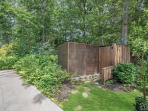 2222 Noyack Road, Sag Harbor NY 11963