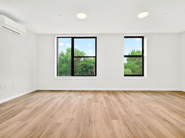 1727 Lacombe Avenue 4B, Bronx NY 10473