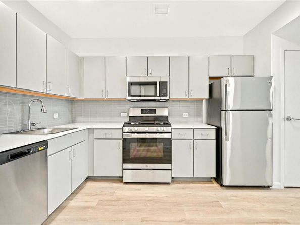 1727 Lacombe Avenue 4B, Bronx NY 10473