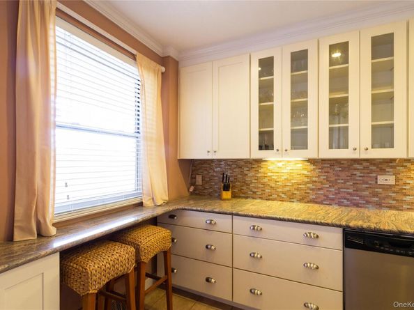 162-41 Powells Cove Boulevard 4K, Beechhurst NY 11357