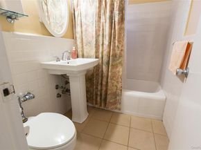 162-41 Powells Cove Boulevard 4K, Beechhurst NY 11357