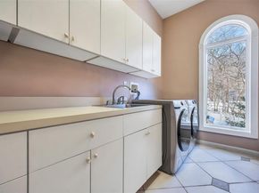141 Shore Road, Mount Sinai NY 11766