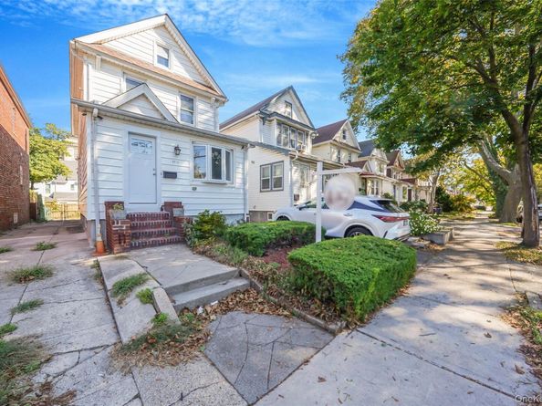 6915 Loubet, Forest Hills NY 11375