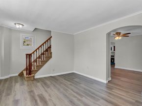 10 Valentine Street, Glen Cove NY 11542
