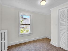 10 Valentine Street, Glen Cove NY 11542