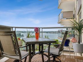 18-15 215th Street 9J, Bayside NY 11360