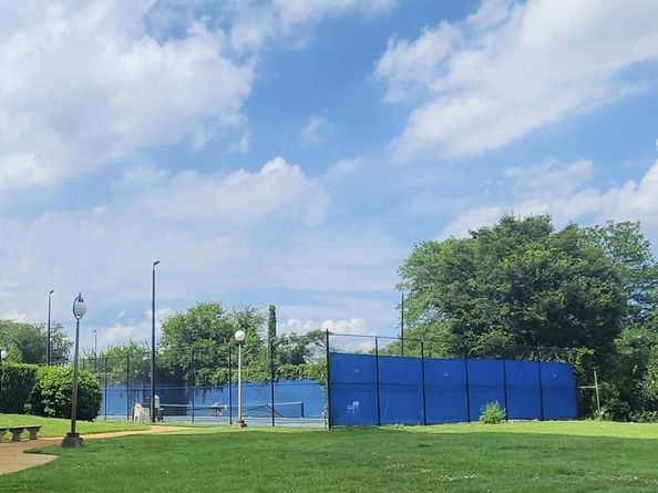 18-15 215th Street 9J, Bayside NY 11360