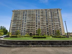 18-15 215th Street 9J, Bayside NY 11360