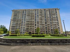 18-15 215th Street 9J, Bayside NY 11360