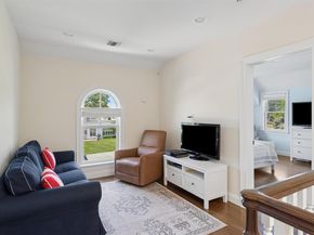 9 Shinnecock Road, East Quogue NY 11942