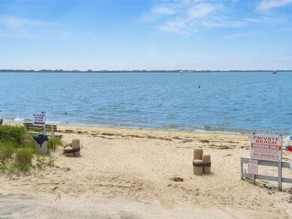 9 Shinnecock Road, East Quogue NY 11942