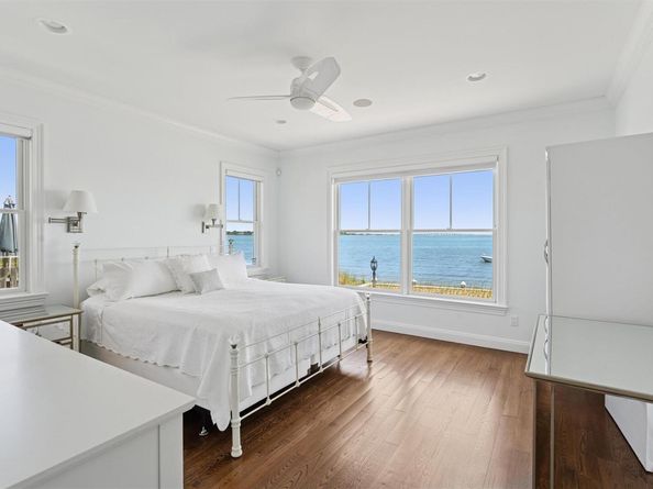 9 Shinnecock Road, East Quogue NY 11942