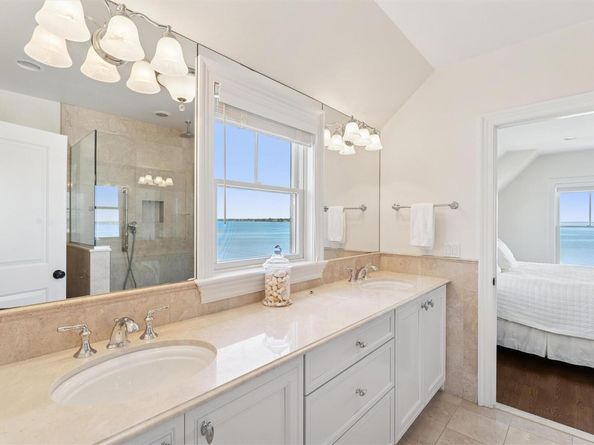 9 Shinnecock Road, East Quogue NY 11942
