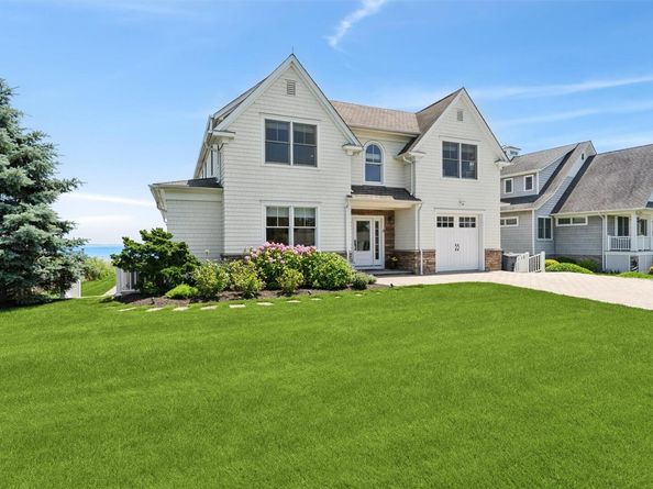 9 Shinnecock Road, East Quogue NY 11942