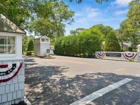 9 Shinnecock Road, East Quogue NY 11942