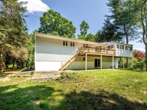 29 Meadow Lane, Chappaqua NY 10514