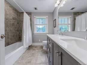 942 Putnam Avenue, Merrick NY 11566