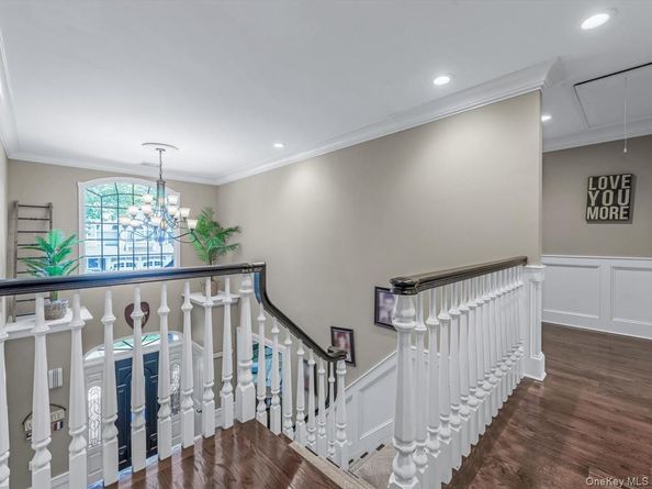942 Putnam Avenue, Merrick NY 11566