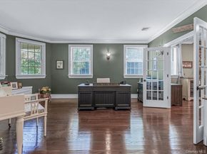 942 Putnam Avenue, Merrick NY 11566