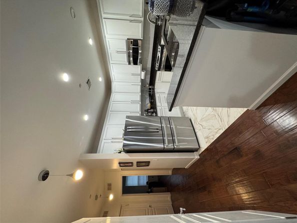 59 Wexford Lane, Oceanside NY 11572