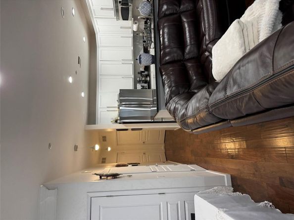 59 Wexford Lane, Oceanside NY 11572