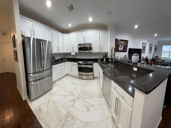 59 Wexford Lane, Oceanside NY 11572