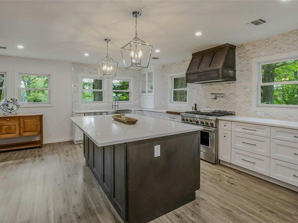 25 Spring Hollow Road, Centerport NY 11721