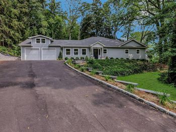 25 Spring Hollow Road