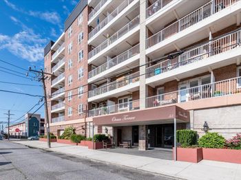 55 Monroe Boulevard